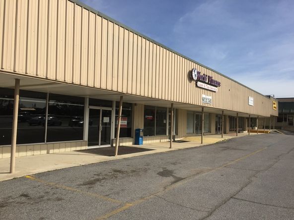 Cherokee Plaza: 750 Hwy 9, Centre, AL 35960